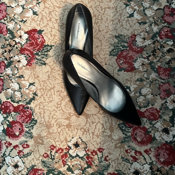 Croft & Barrow Black High Heels Size 9 Medium with 2 1/2“ Heels Sold by Kohl’s - Picture 4 of 5